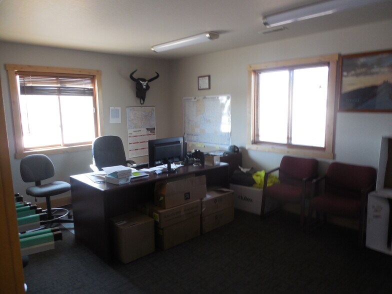 More Photos Of 7875 Black Hawk Rd, Black Hawk Flex For Sale