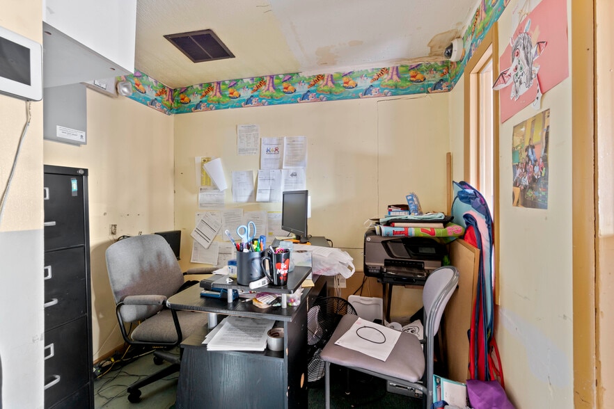 More Photos Of 705 E Warrington Ave, Pittsburgh Office Residential For Sale