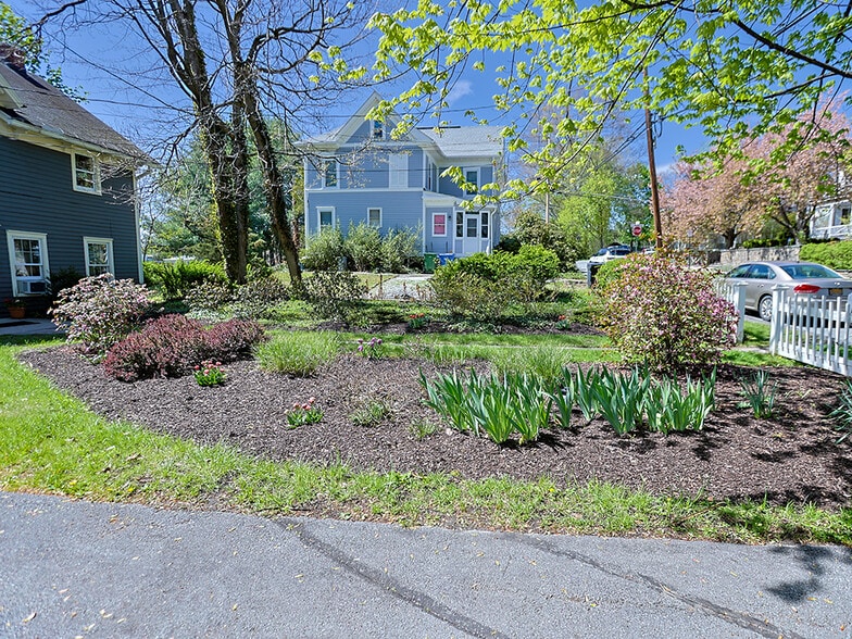 More Photos Of 19 Hill St, Goshen Office For Sale