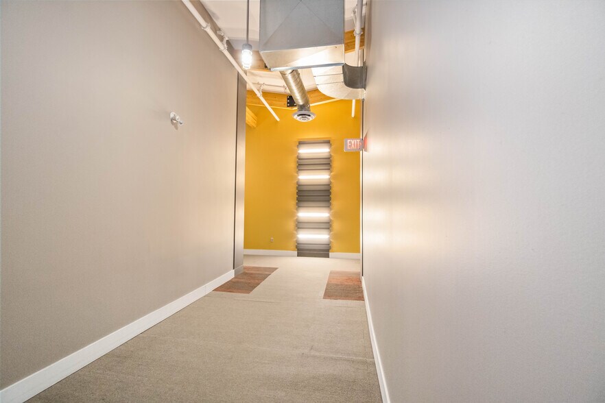 More Photos Of 11623-11633 105th Ave, Edmonton Office For Sale