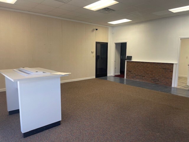 More Photos Of 115 Main St, Roxobel Bank For Sale