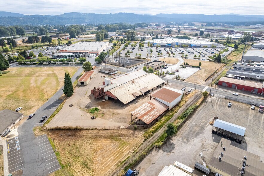 Primary Photo Of 523 7th Ave, Longview Warehouse For Sale