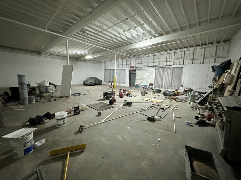 More Photos Of 1007 Lexington Ave, Salisbury Manufacturing For Lease