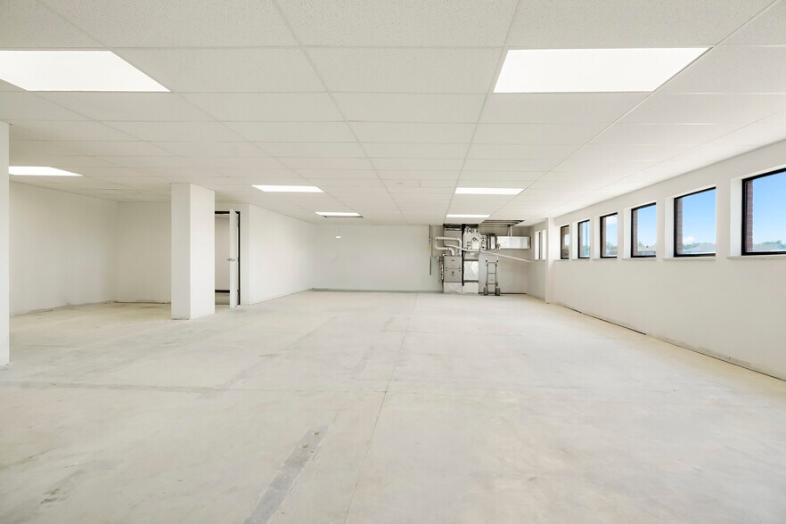 More Photos Of 11031 Sheridan Blvd, Westminster Office For Lease