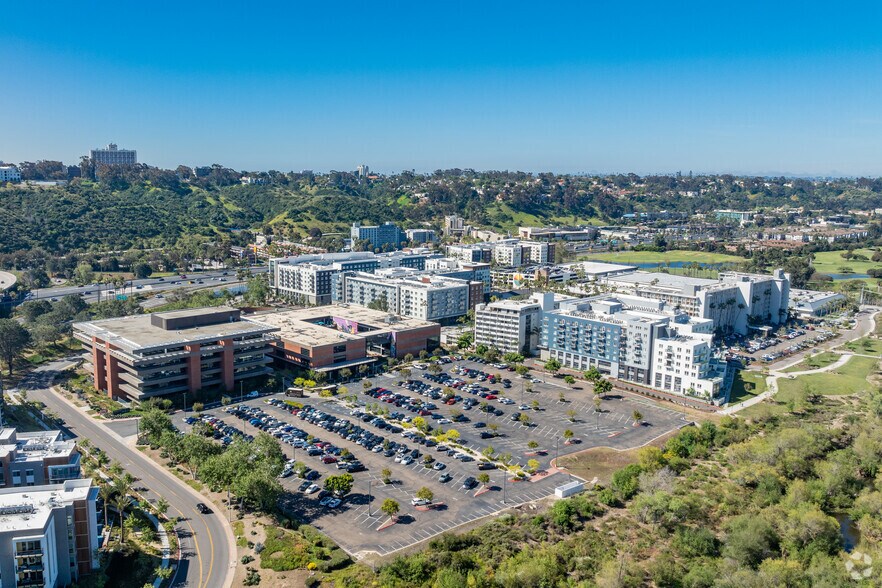 More Photos Of 350 Camino De La Reina, San Diego Office For Lease