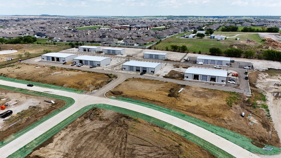 More Photos Of 7515 Faught Rd, Argyle Light Distribution For Lease