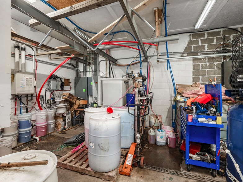 More Photos Of 2415 McNeilly Rd, Pittsburgh Warehouse For Sale