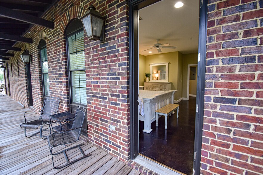 More Photos Of , Tuscaloosa Unknown For Sale