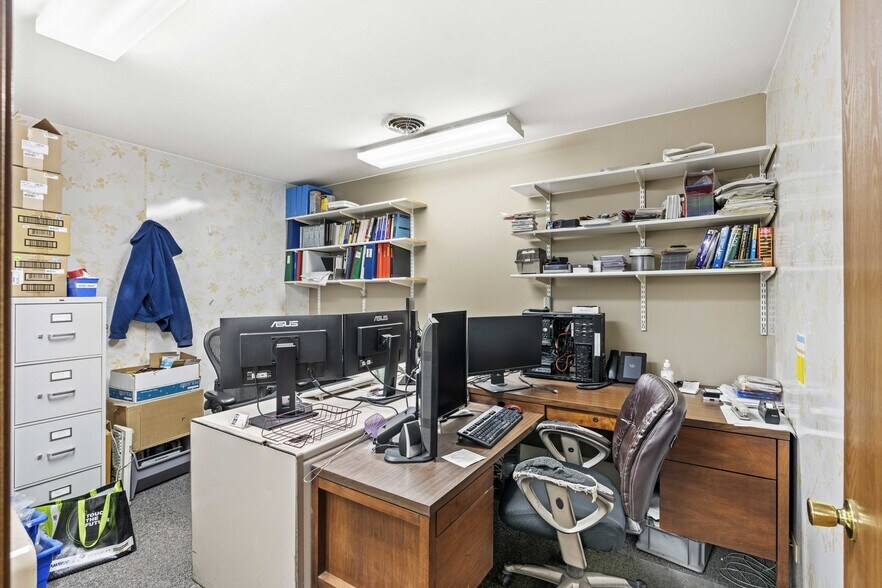 More Photos Of 311 E Corning Rd, Beecher Warehouse For Sale