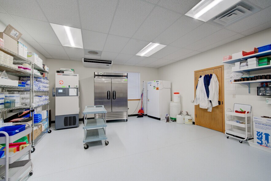 More Photos Of 351 Evergreen Dr, Bozeman Office For Sale