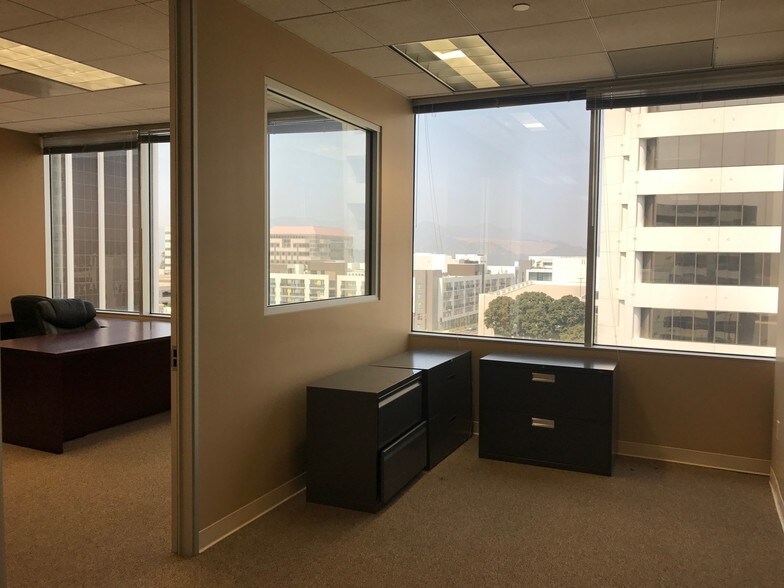 More Photos Of 600 N Brand Blvd, Glendale Medical For Lease
