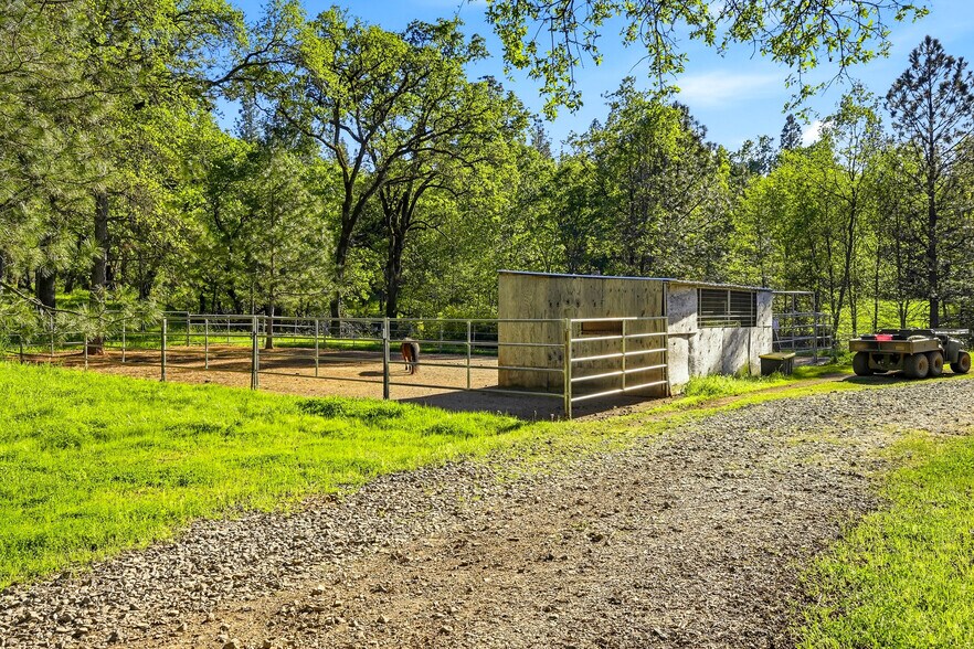 More Photos Of Placer Hills Rd, Meadow Vista Land For Sale