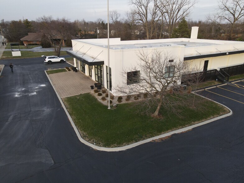 More Photos Of 1922 S Smithville Rd, Dayton Freestanding For Sale