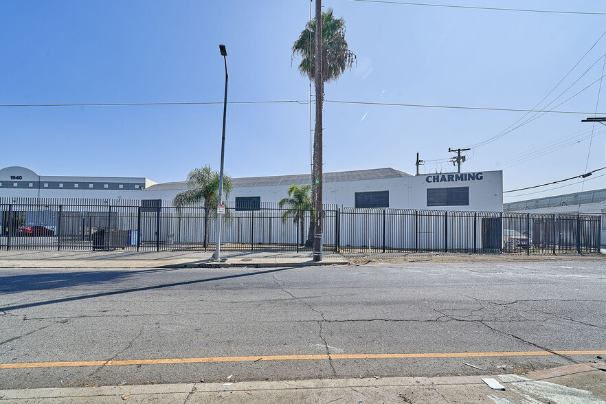 Primary Photo Of 1705-1707 E 20th St, Los Angeles Warehouse For Sale