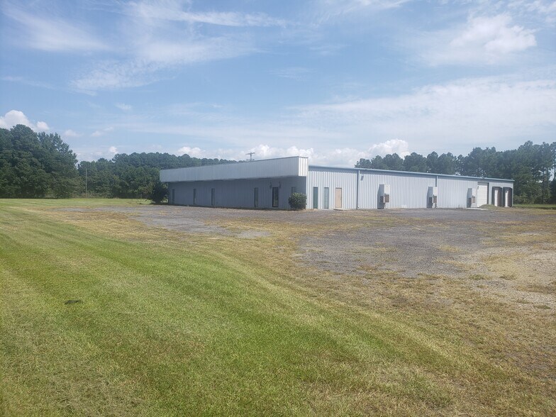 More Photos Of 133 Old Forreston Rd., Greeleyville Light Manufacturing For Sale