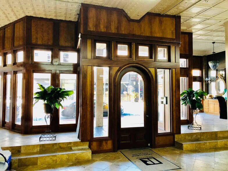 312 S Main St, Jonesboro, AR 72401 Lofts/Showrooms For Lease