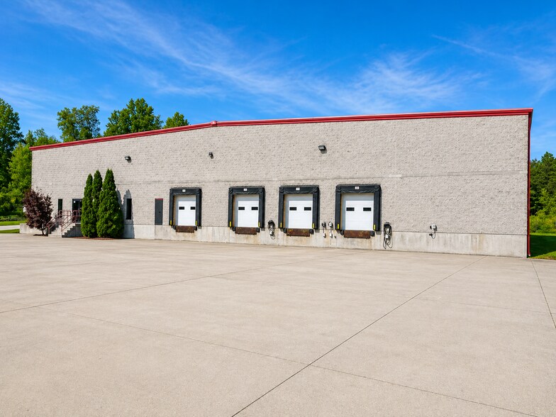 More Photos Of 56 Wendling way, Elkview Industrial For Lease