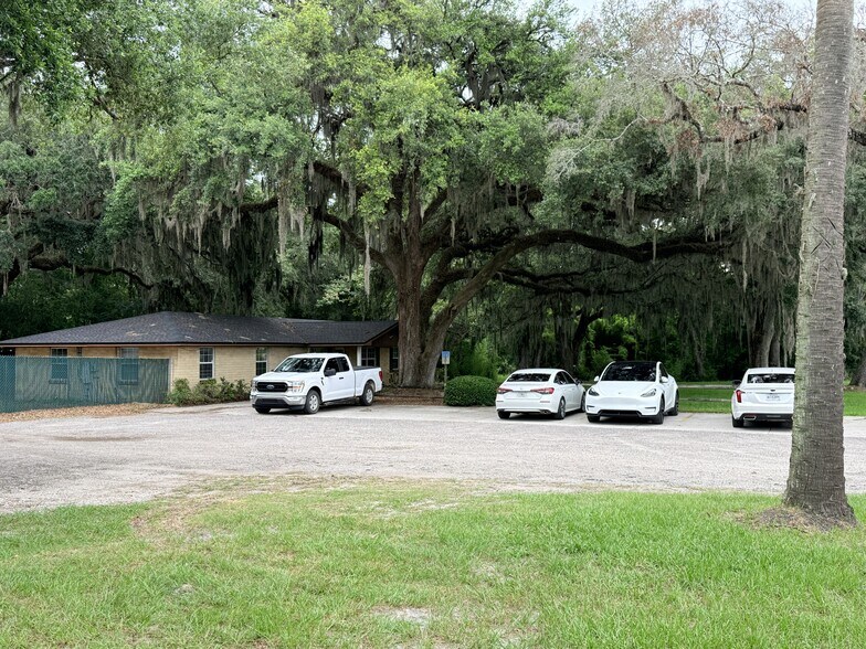 More Photos Of 463509 Sr-200, Yulee Office Residential For Sale