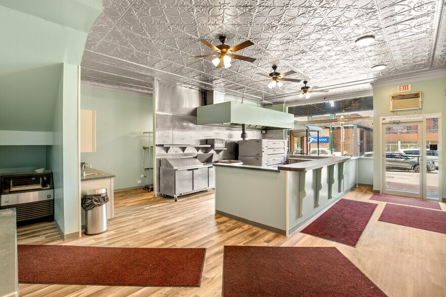 More Photos Of 105 E Main St, Somerset Storefront Retail Residential For Sale