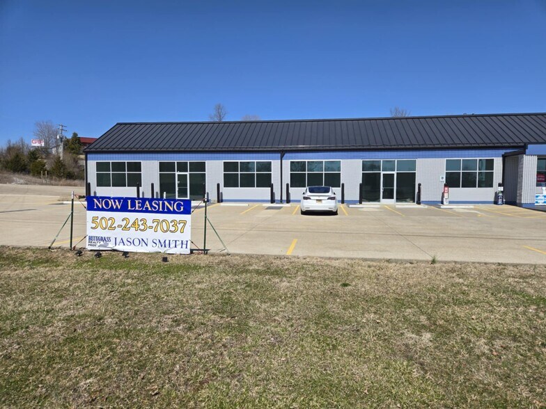 More Photos Of 201 Corporate Dr, Elizabethtown Freestanding For Lease