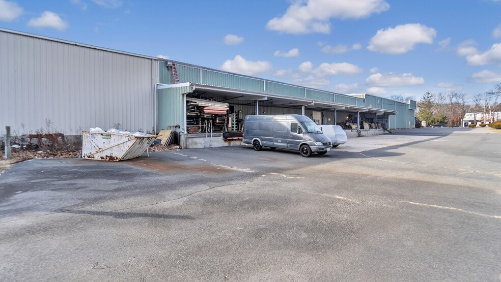 More Photos Of 26 Frowein Rd, Center Moriches Warehouse For Sale