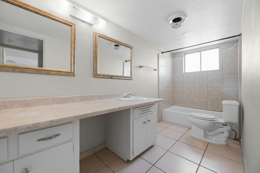 More Photos Of 1123 E Sierra Vista Dr, Phoenix Apartments For Sale