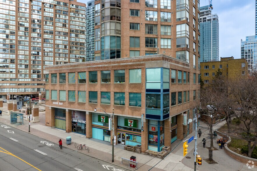 More Photos Of 1033 Bay St, Toronto Apartments For Lease