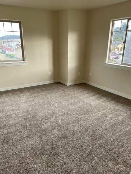 More Photos Of 2450 Newburg Ct, Fortuna Multifamily For Sale