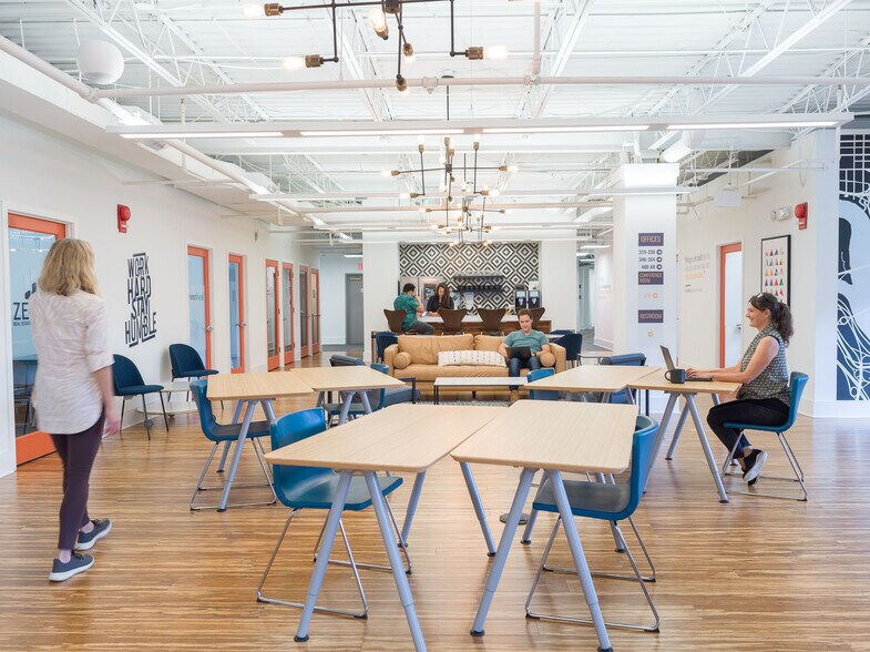 More Photos Of 950 N Washington St, Alexandria Coworking Space