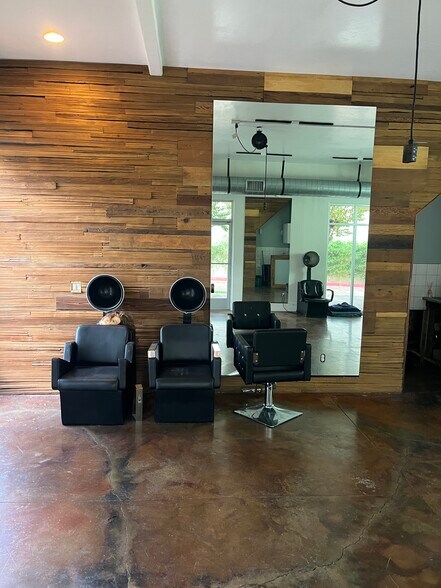 More Photos Of 5676 Elvas Ave, Sacramento Apartments For Lease