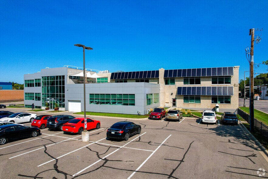 More Photos Of 1000-1010 University Ave W, Saint Paul Office For Sale