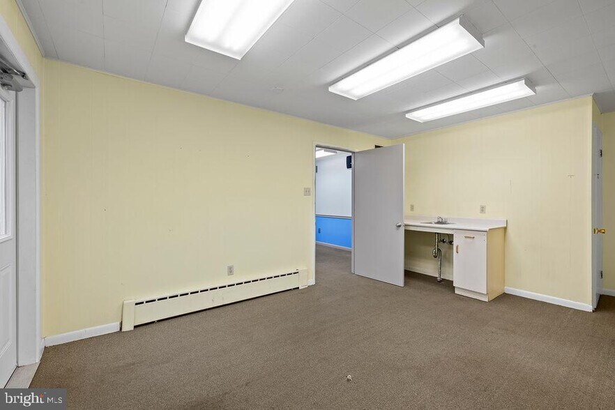 More Photos Of 1569 Swamp Pike, Gilbertsville Office Residential For Sale