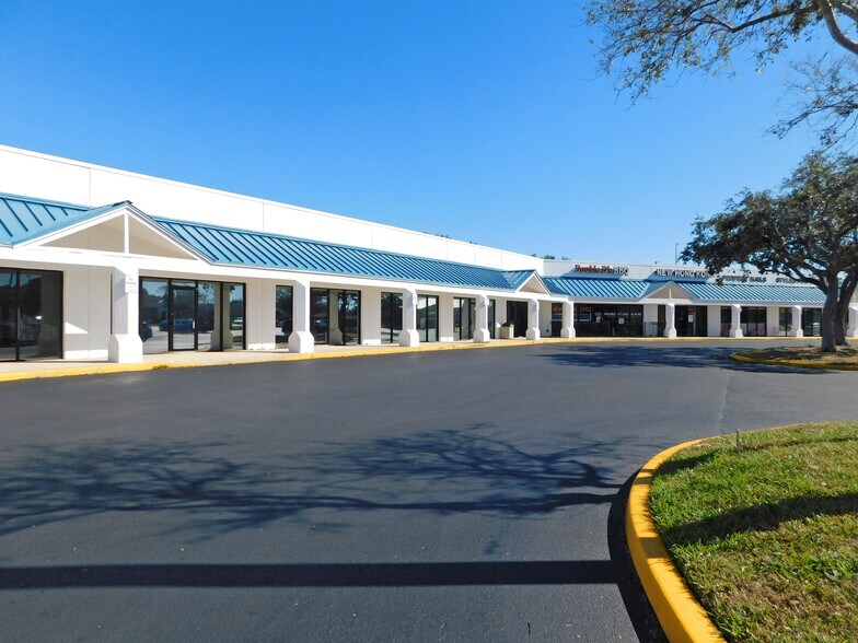 More Photos Of 188-282 Barton Blvd, Rockledge Unknown For Lease