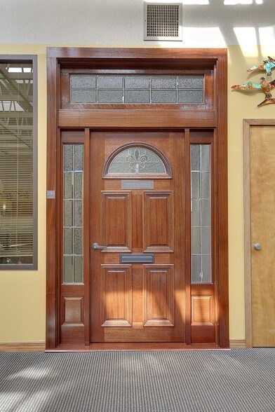 More Photos Of 824 Elmwood Park Blvd, Harahan Medical For Lease