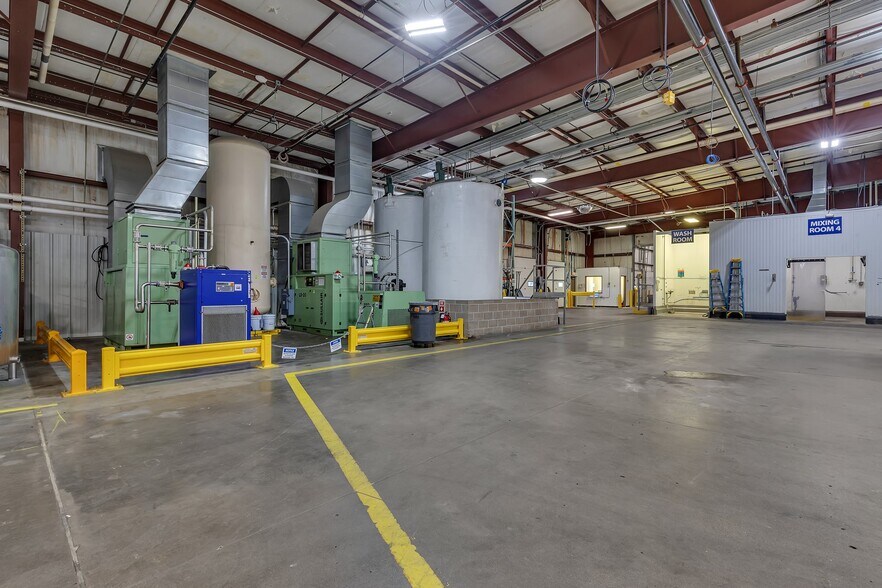 More Photos Of 347 Glen St, Foley Food Processing For Sale