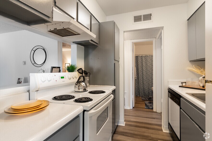 More Photos Of 9030 Betel Dr, El Paso Apartments For Sale