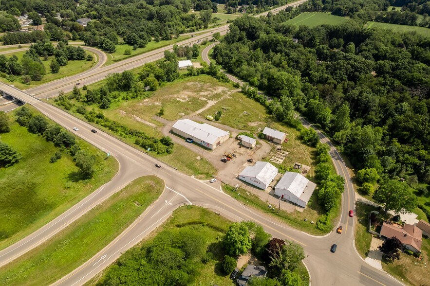 More Photos Of 2511 W Bellevue Rd, Leslie Warehouse For Sale