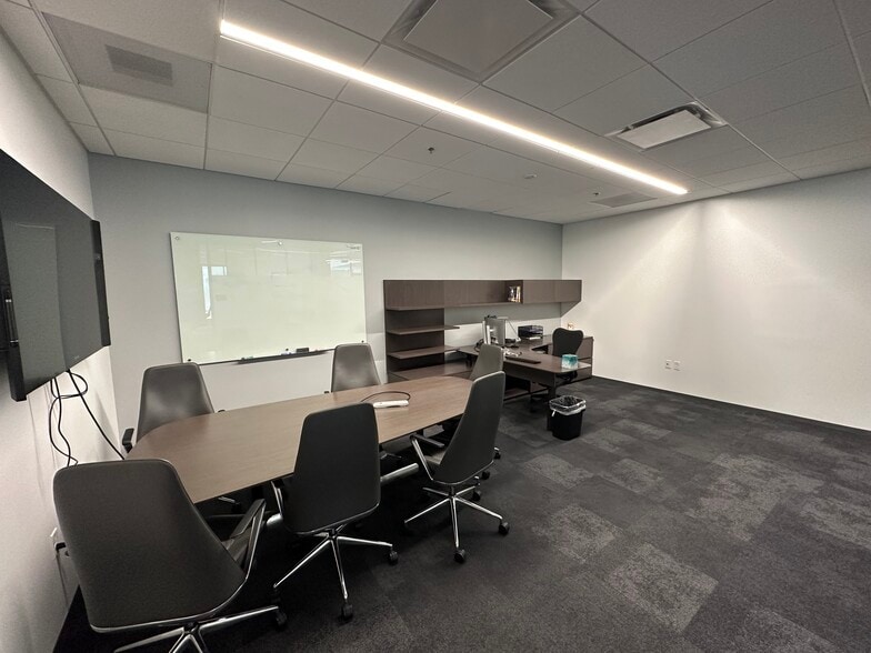More Photos Of 150 Peabody Pl, Memphis Office For Lease