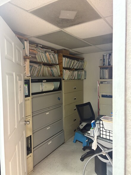 More Photos Of 4760 S Figueroa St, Los Angeles Healthcare For Sale