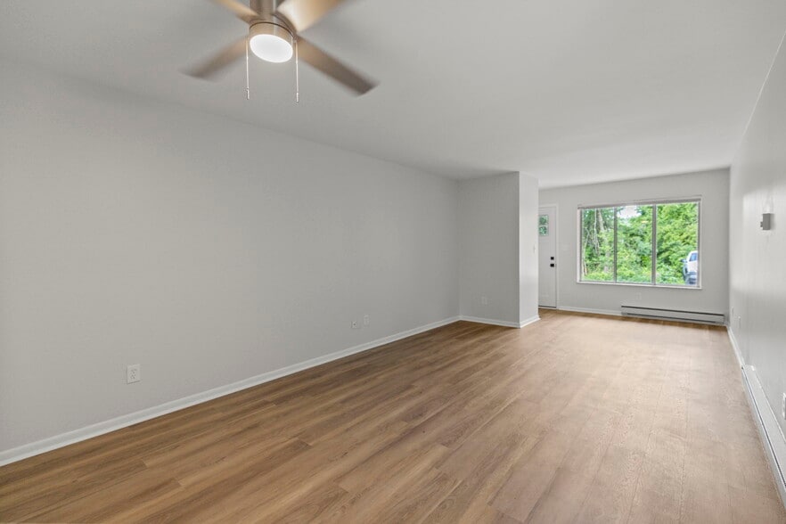More Photos Of 811-845 N Main St, Milford Apartments For Sale
