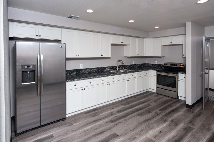 More Photos Of 3291 E Patrick Ln, Las Vegas Medical For Lease