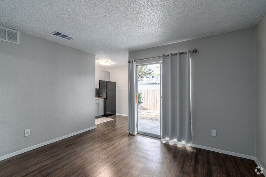 More Photos Of 1814 Colony Creek Dr, Austin Apartments For Sale