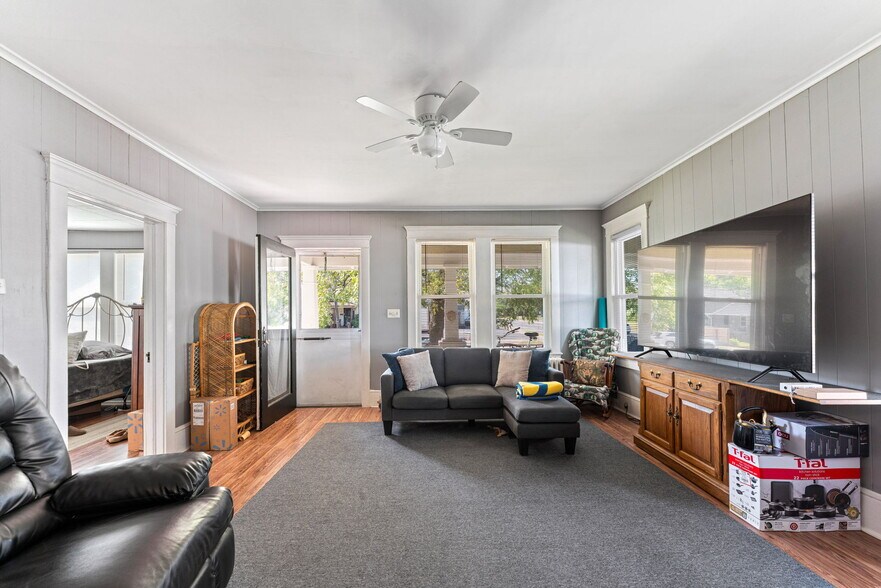 More Photos Of 1323 7th Ave, Neptune General Retail For Sale