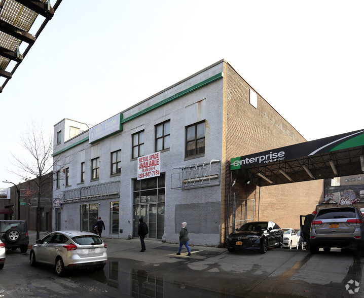 Primary Photo Of 5622 Broadway, Bronx Freestanding For Lease