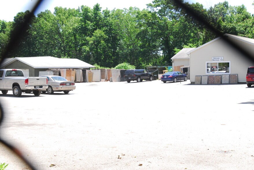 More Photos Of 1402 Route 300, Newburgh Showroom For Sale