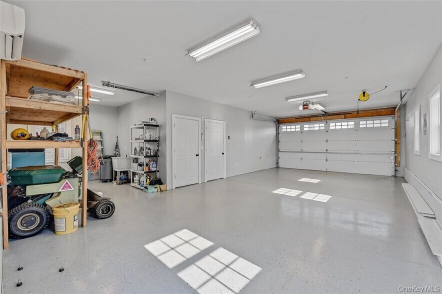 More Photos Of 365 Ann St, Newburgh Office For Sale