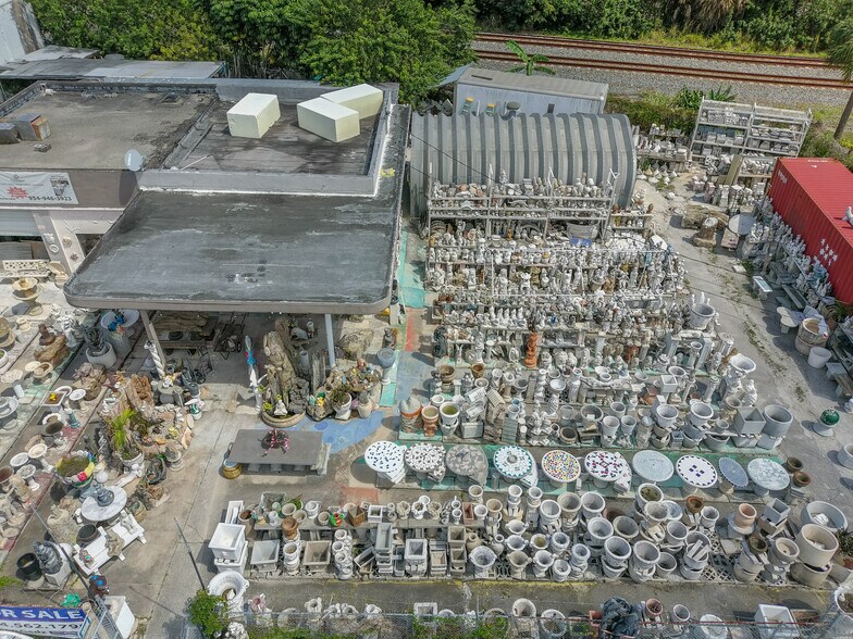 More Photos Of 1620 S Dixie Hwy, Pompano Beach Freestanding For Sale