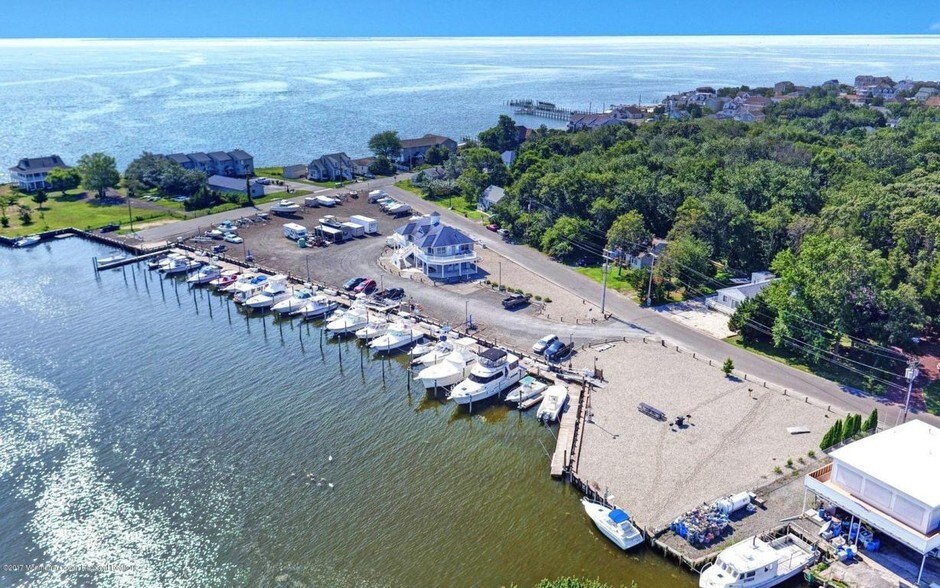 Primary Photo Of 65 Pennsylvania Ave, Waretown Marina For Sale