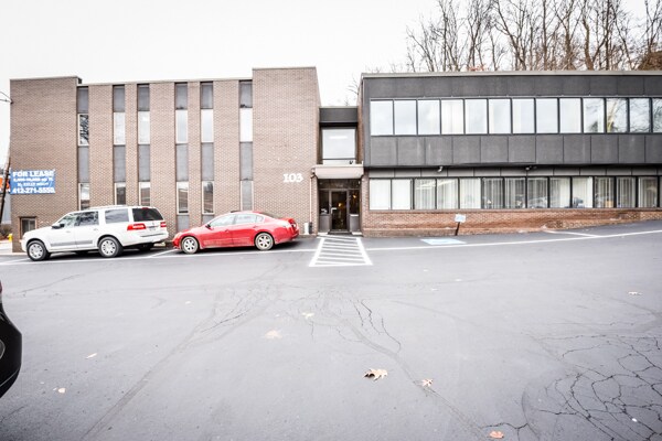 More Photos Of 103 Yost Blvd, Pittsburgh Medical For Lease