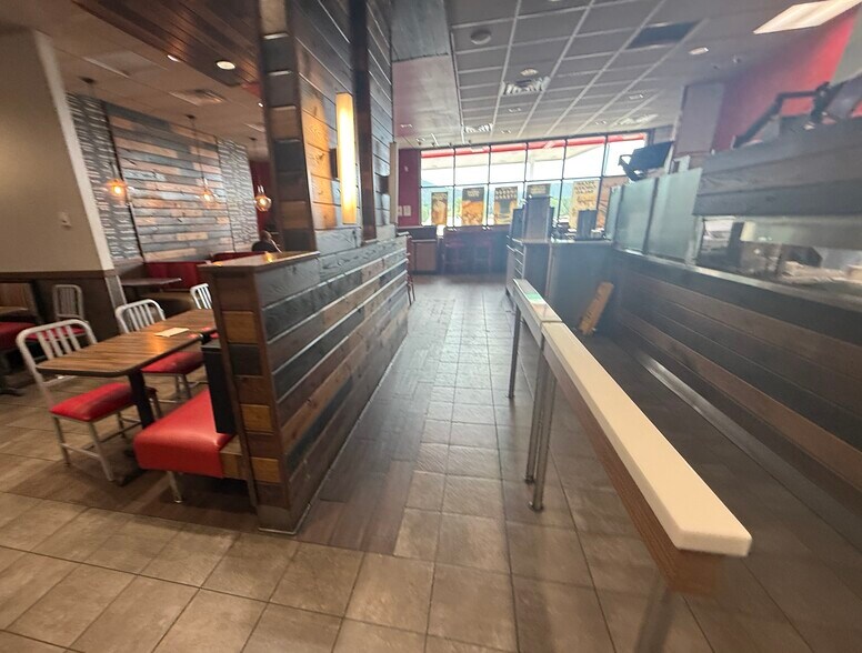 More Photos Of 2800 Junction Ave, Sturgis General Retail For Lease